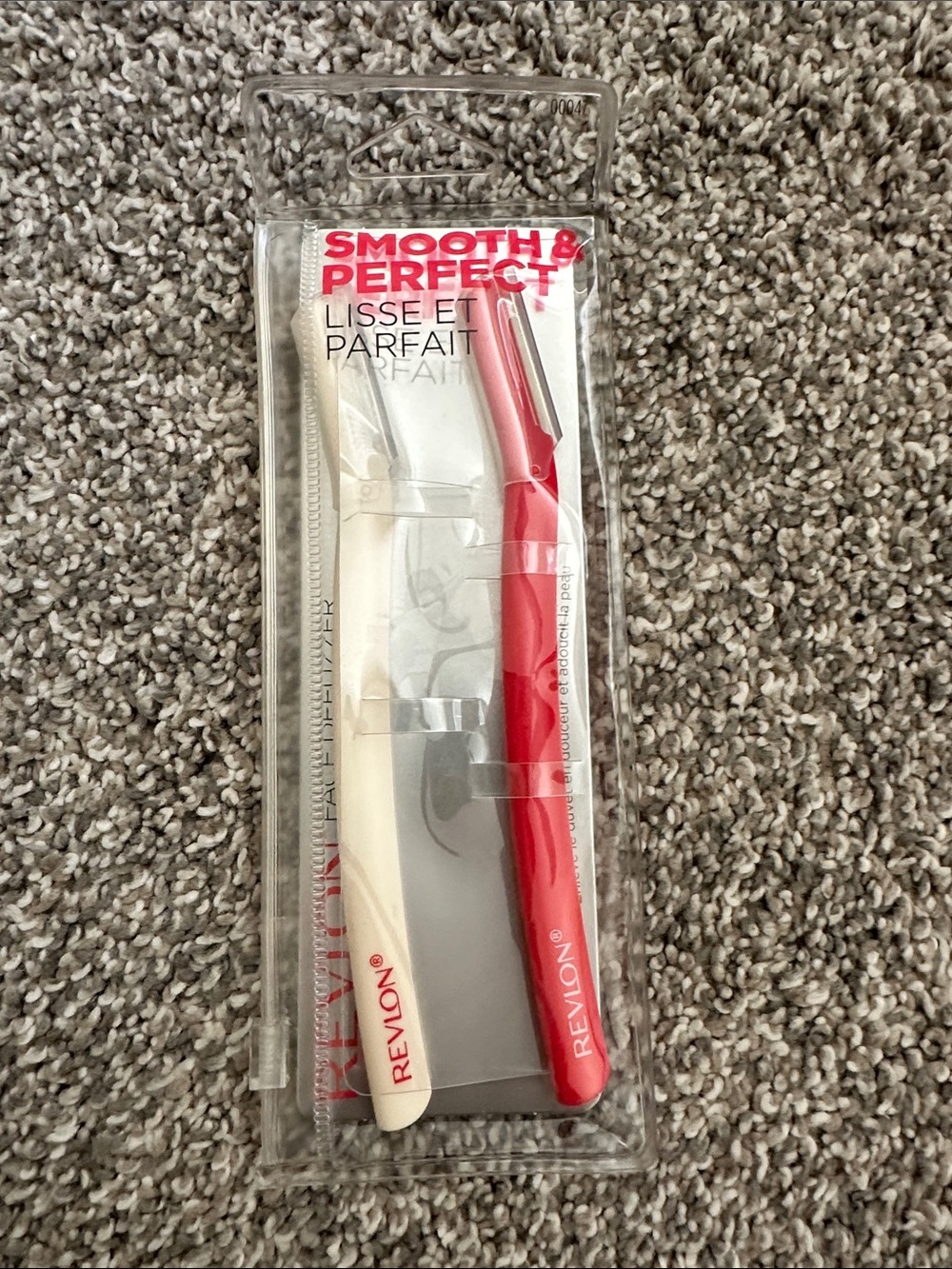 Revlon Face Defuzzer Duo - White and Red